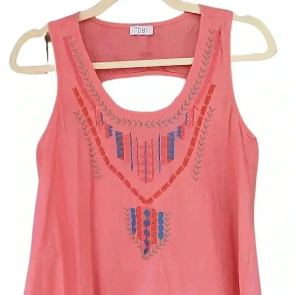 Tobi Pink Embroidered Cut out Flowy Tank Top - Picture 2 of 6